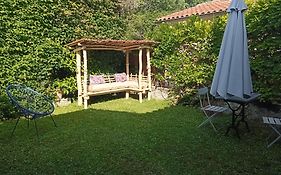 Maison En Pierre Restauree Avec Jardin